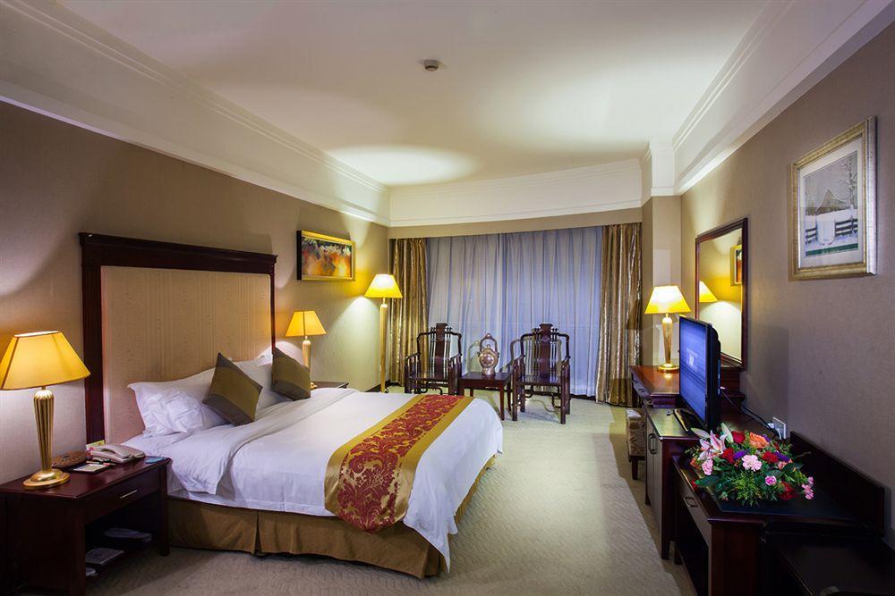 Yutong Hotel Guangzhou Buitenkant foto