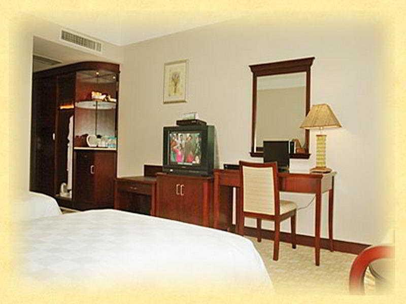 Yutong Hotel Guangzhou Buitenkant foto