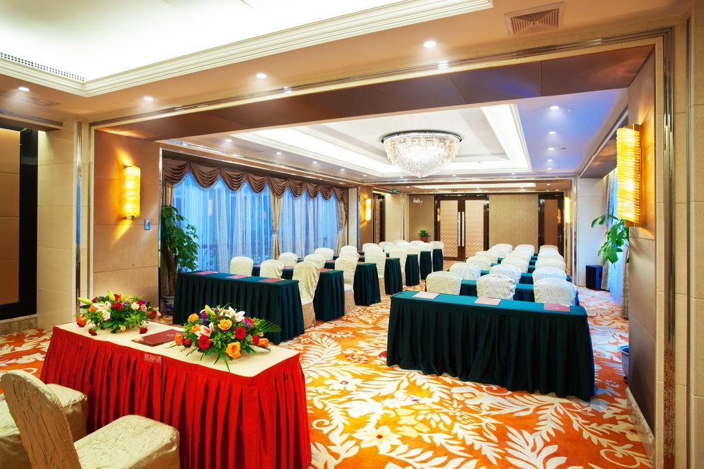 Yutong Hotel Guangzhou Buitenkant foto