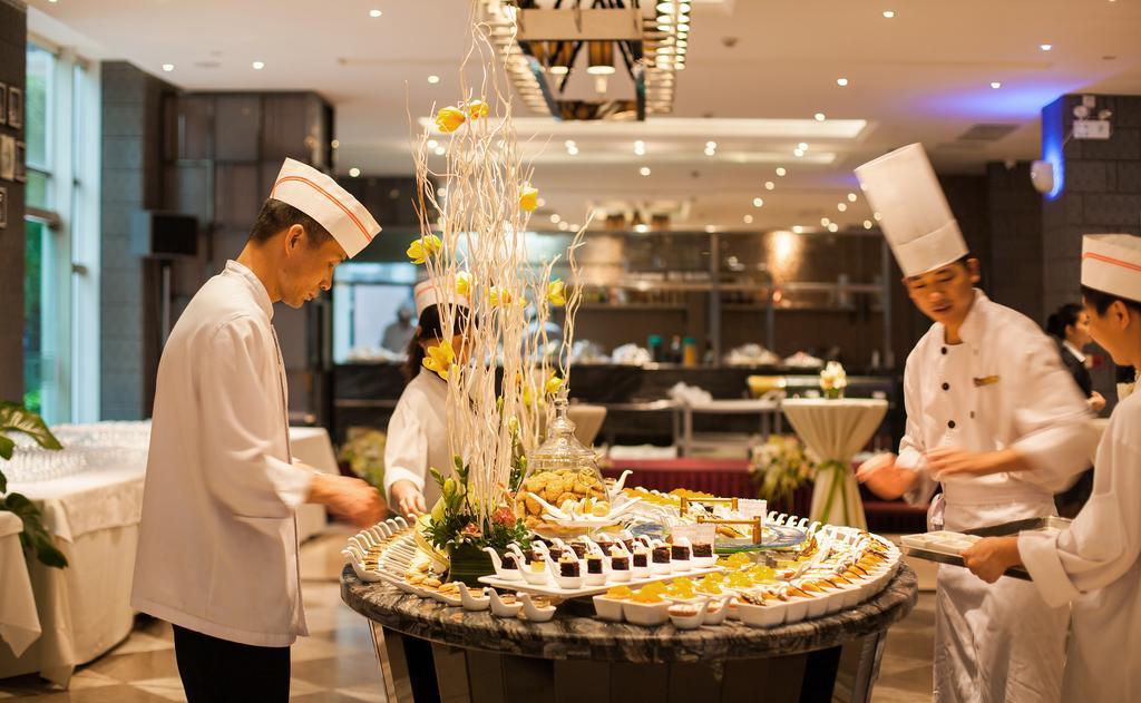 Yutong Hotel Guangzhou Buitenkant foto
