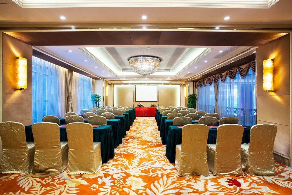 Yutong Hotel Guangzhou Buitenkant foto